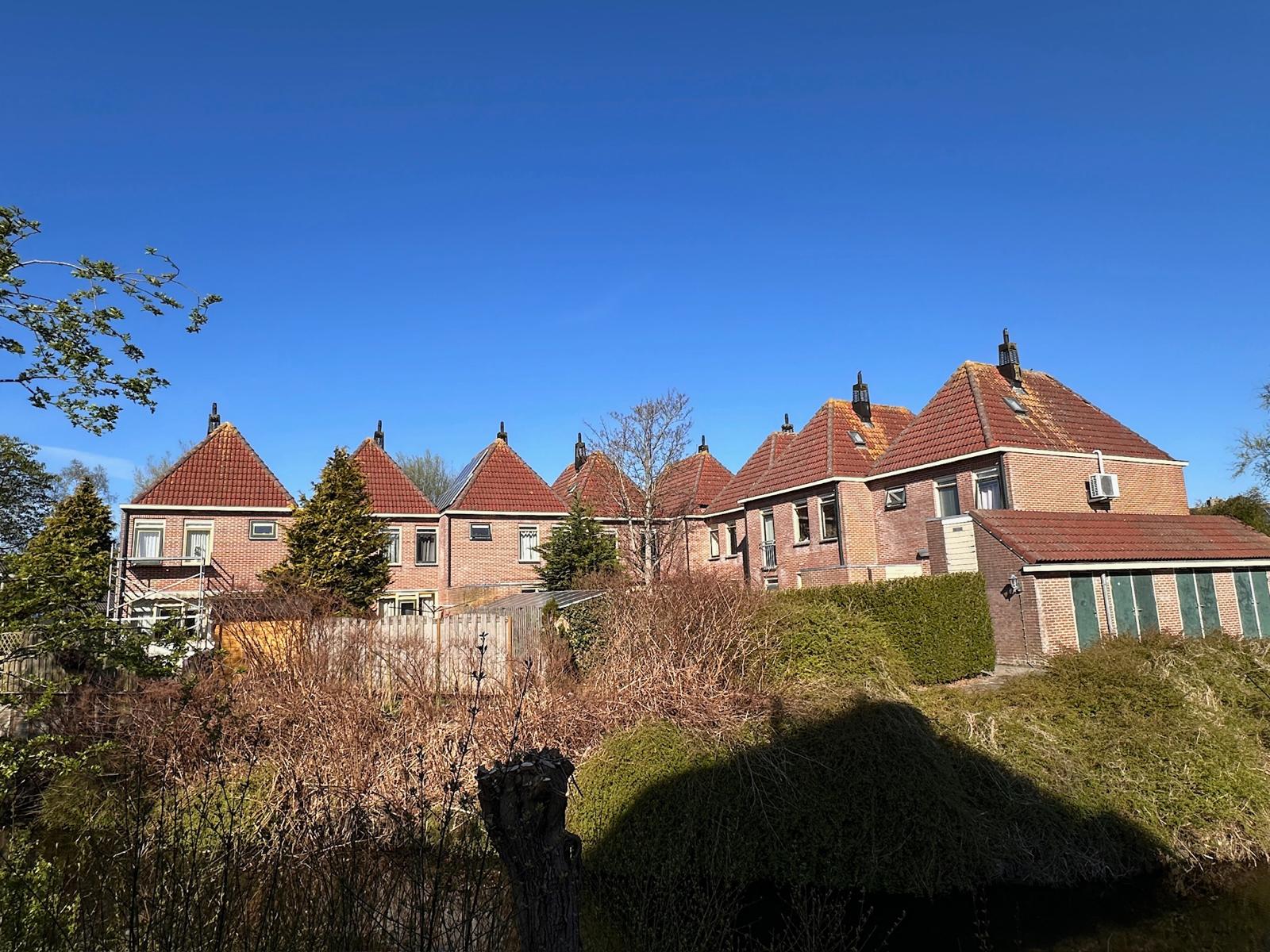 Div. woningen Warmenhuizen